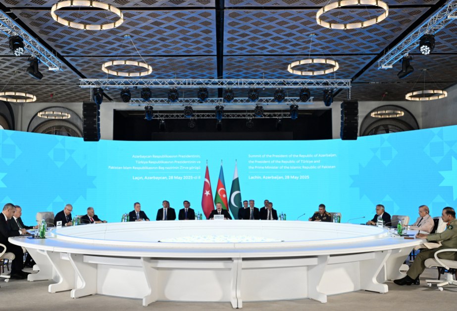 Laçın Zirvə görüşü geoiqtisadi və strateji tərəfdaşlıqda yeni mərhələnin bünövrəsini qoymuş oldu -  ŞƏRH