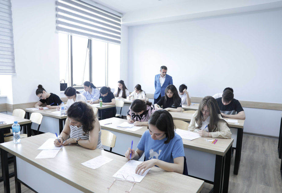 BDU-da yaz imtahan sessiyası başlanıb