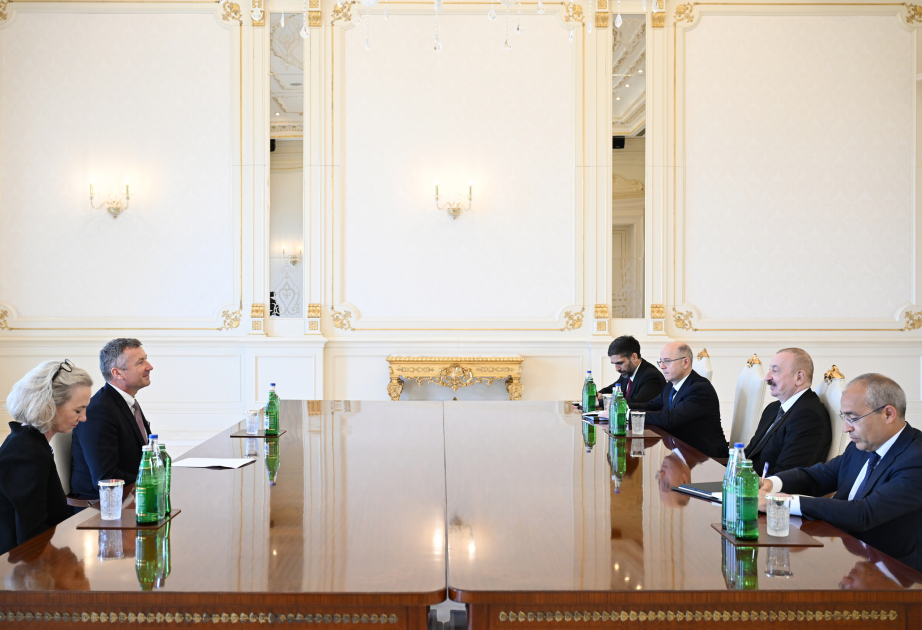 Le président azerbaïdjanais reçoit le vice-président Exploration et Nouvelles Opportunités d'ExxonMobil MIS A JOUR VIDEO