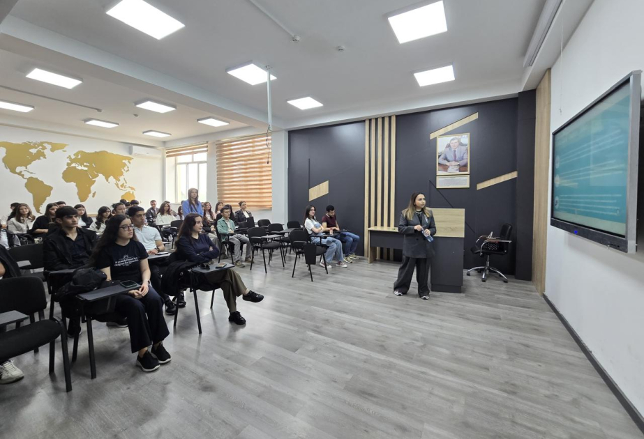 “PAŞA Holding” BDU tələbələri üçün təlim keçirib