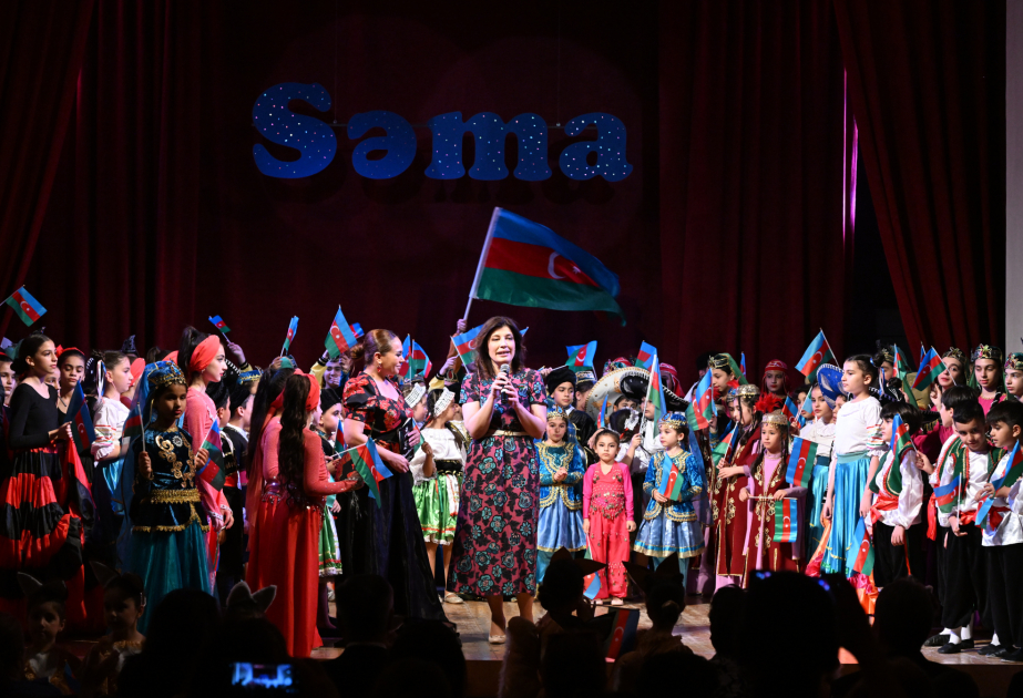 В Азербайджанском государственном театре песни имени Рашида Бейбутова состоялся концерт, приуроченный ко Дню защиты детей