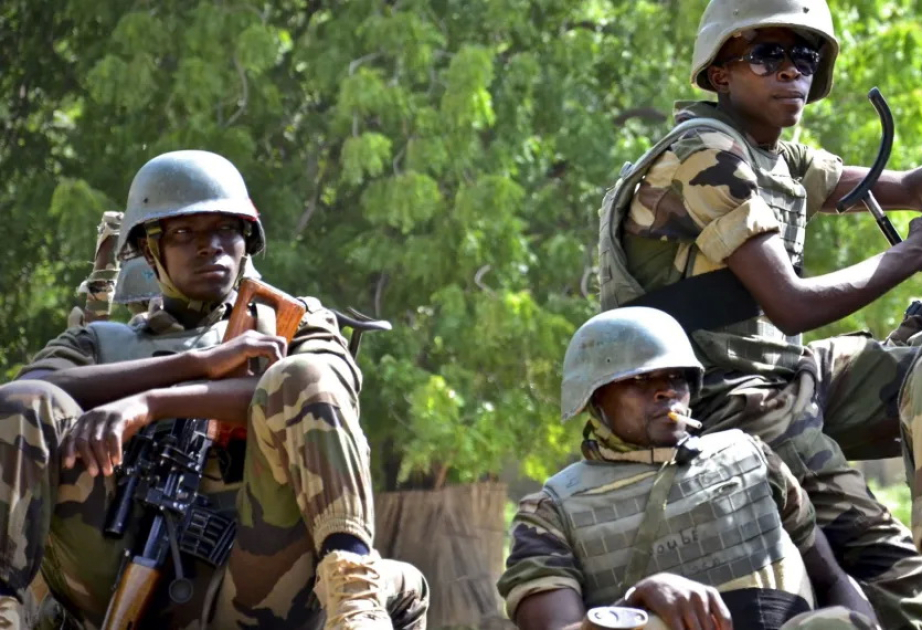 Mali, Niger və Burkina-Fasoda hərbi bazalara hücum nəticəsində 400-dən çox əsgər ölüb