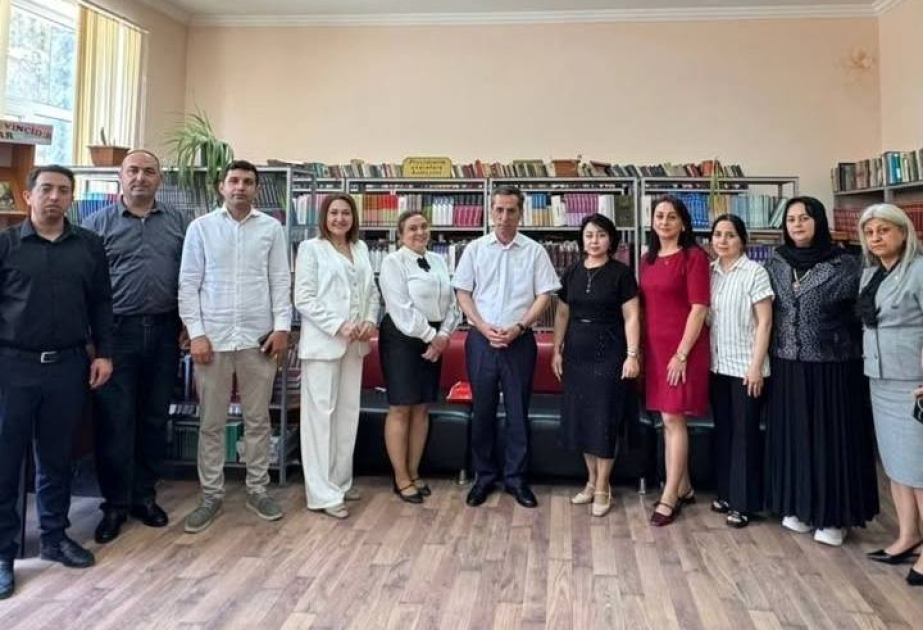 Şair Qulu Ağsəslə görüş keçirilib