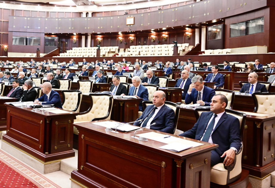 Ötən il ölkə üzrə 9 milyard 845 milyon manat məbləğində satınalma baş tutub