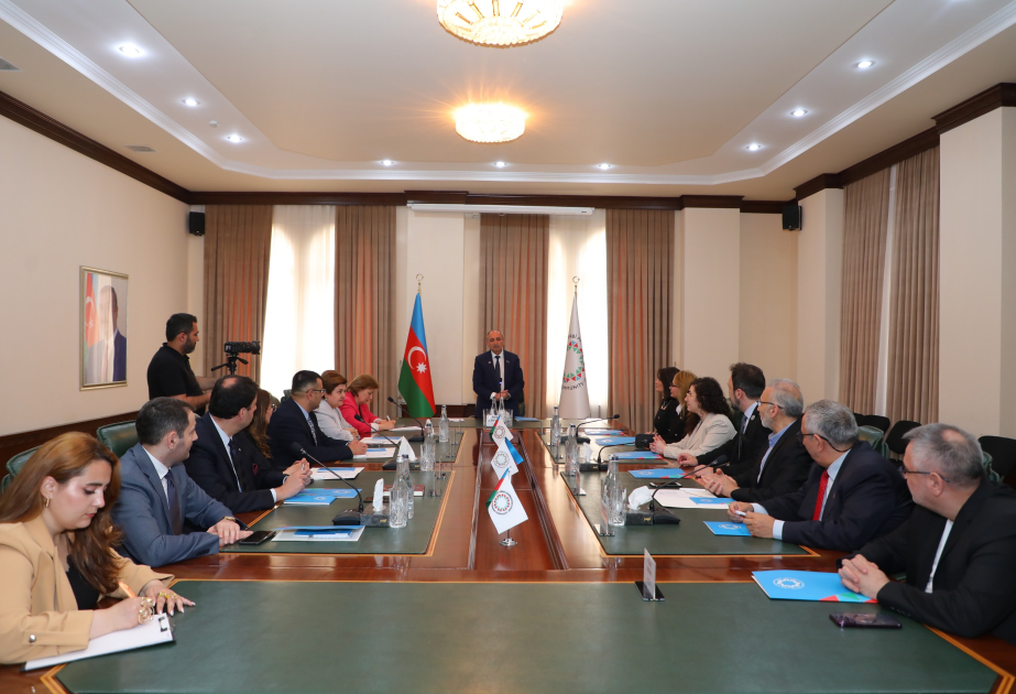 Qərbi Azərbaycan İcmasında Türkiyə universitetlərinin müəllimləri ilə görüş keçirilib