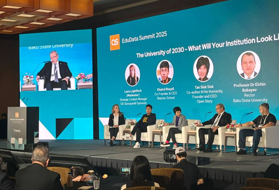 BDU-nun rektoru “EduData Summit - 2025” tədbiri çərçivəsində keçirilən sessiyada çıxış edib