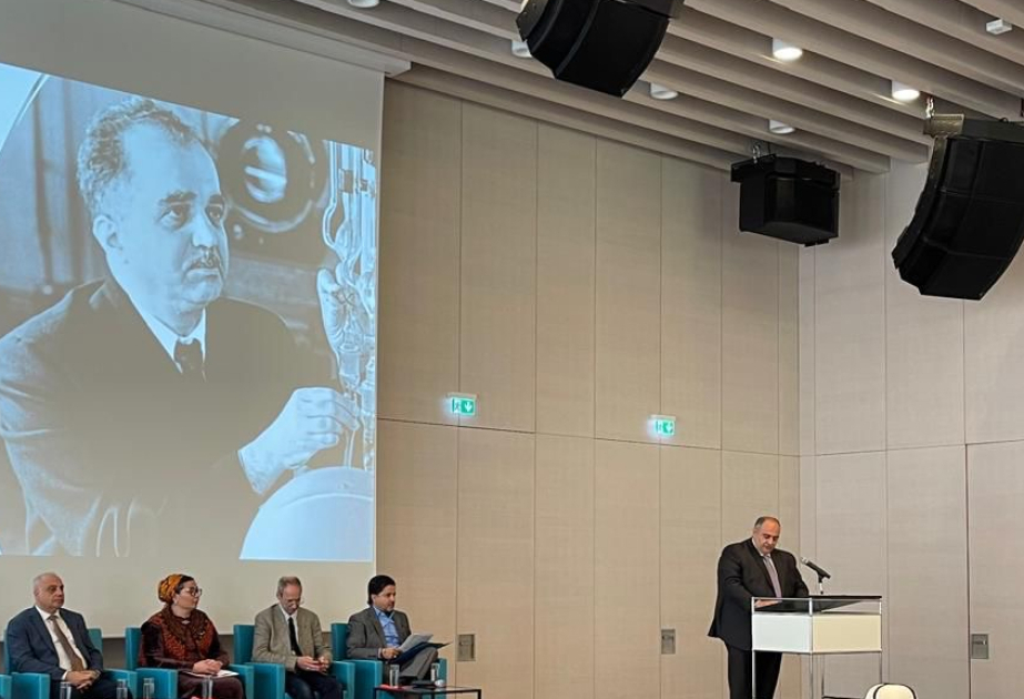 BSU-nun rektoru Berlində Azərbaycan alimlərinin qlobal elmə verdiyi töhfələrdən danışıb