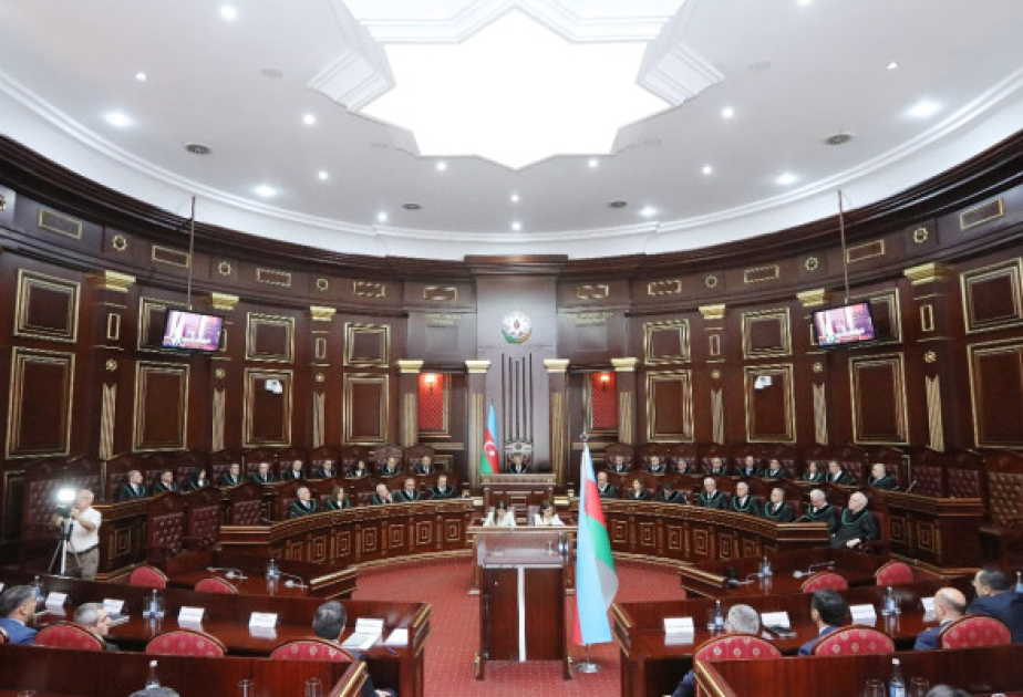 Yeni təyin olunmuş hakimlər Ali Məhkəmədə and içiblər