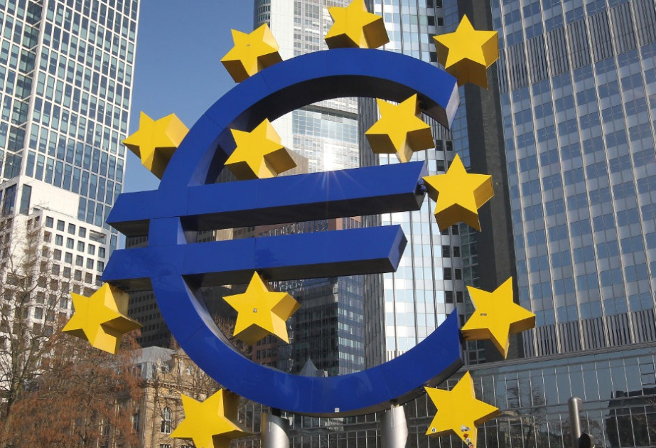 La BCE abaisse ses principaux taux directeurs de 0,25 point et révise à la baisse ses prévisions d'inflation