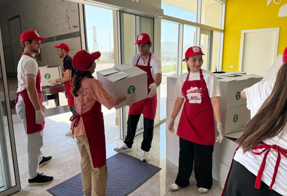 Leyla Əliyevanın təşəbbüsü ilə Yevlaxda ailələrə qurban payları çatdırılıb