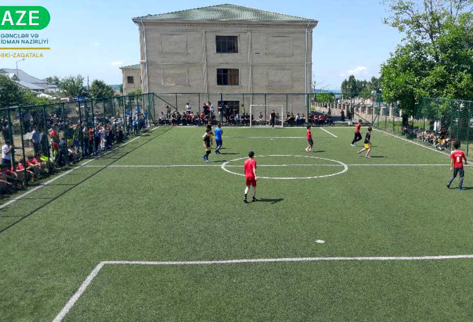 Qəbələdə minifutbol üzrə rayon birinciliyində 18 komanda mübarizə aparır