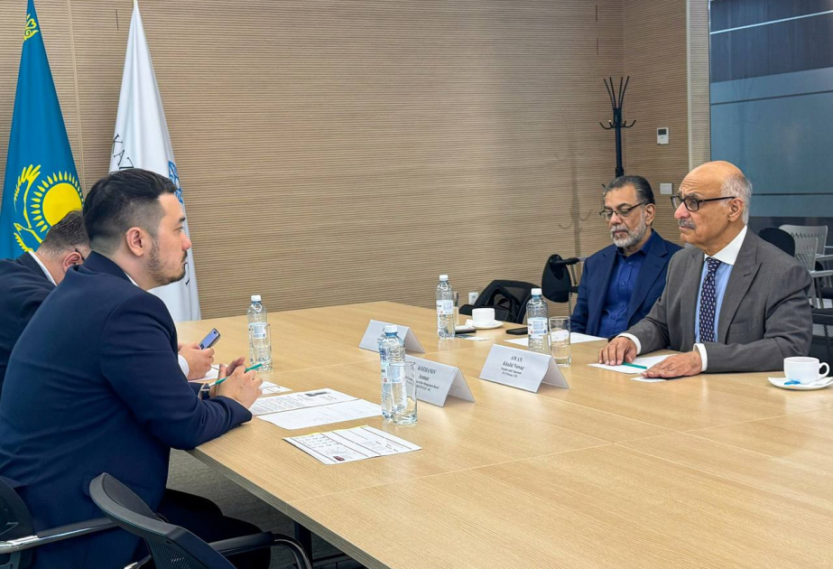 En Astaná se discutió la logística entre Kazajistán y Pakistán, incluido el tránsito a través de Azerbaiyán