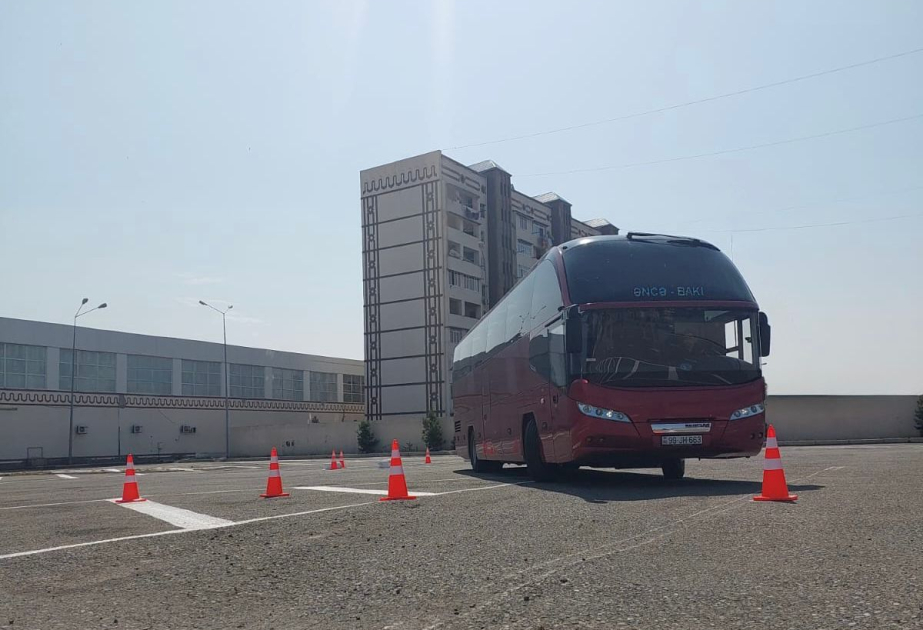 Gəncədə ictimai nəqliyyatda çalışmaq istəyən sürücülərin qiymətləndirilməsi aparılır
