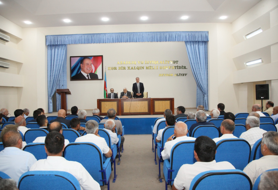 Bərdədə respublikada taxıl biçini prosesinin mütəşəkkil təşkilinə həsr olunmuş regional müşavirə keçirilib