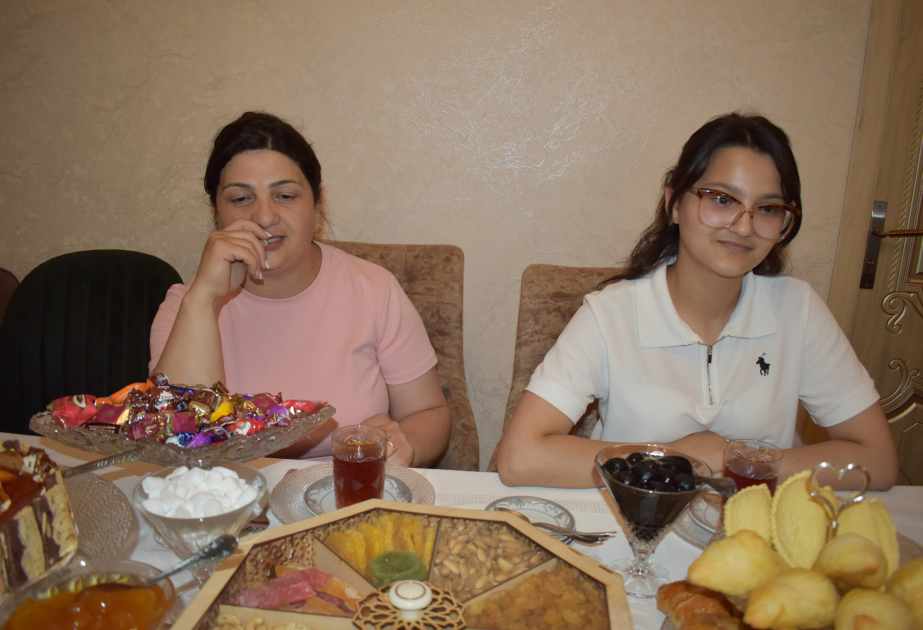 400 bal toplayan abituriyent: “Son iki ildə telefondan, əyləncələrdən uzaq durmuşam”  REPORTAJ