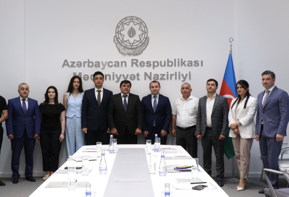 Mədəniyyət Nazirliyinin təşkilatçılığı ilə Türkiyədə təcrübə keçmiş magistrantlara sertifikatlar təqdim olunub