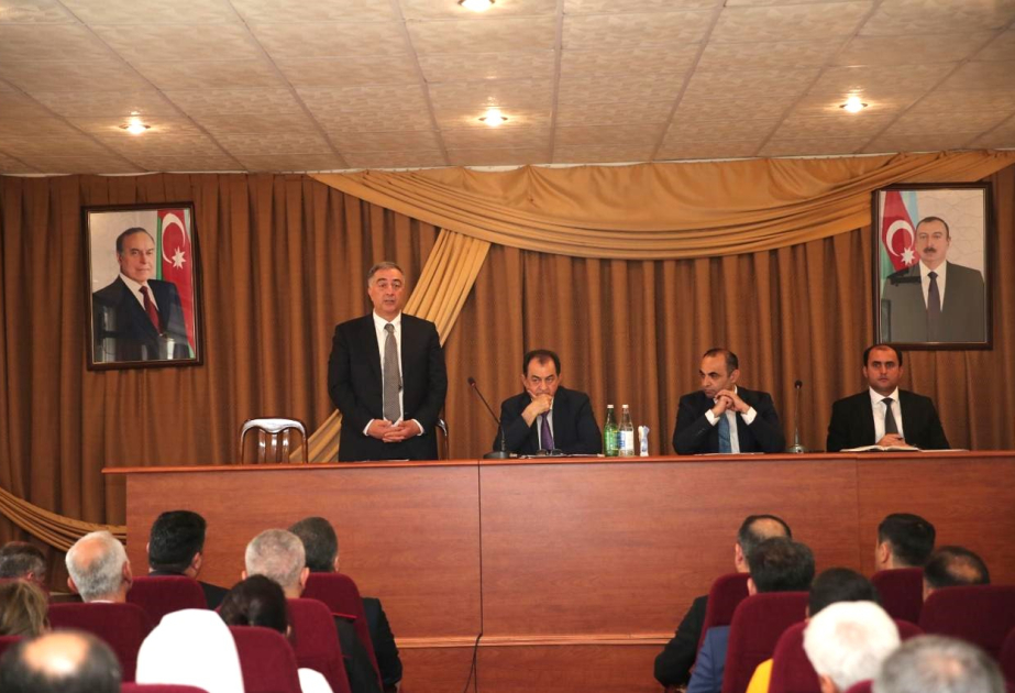 Taxıl biçini zamanı qarşıya çıxa biləcək çətinliklər, onların həlli yolları müzakirə edilib - regional müşavirə