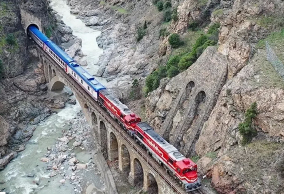 Türkiye expands rail tourism with launch of Karaelmas Express