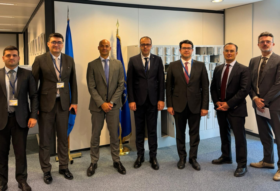 El Viceministro de Energía visita la sede de la OTAN