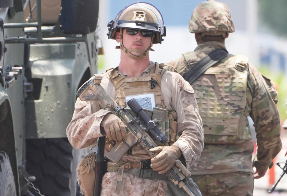 Los Angeles: Erste Marineinfanteristen im Einsatz