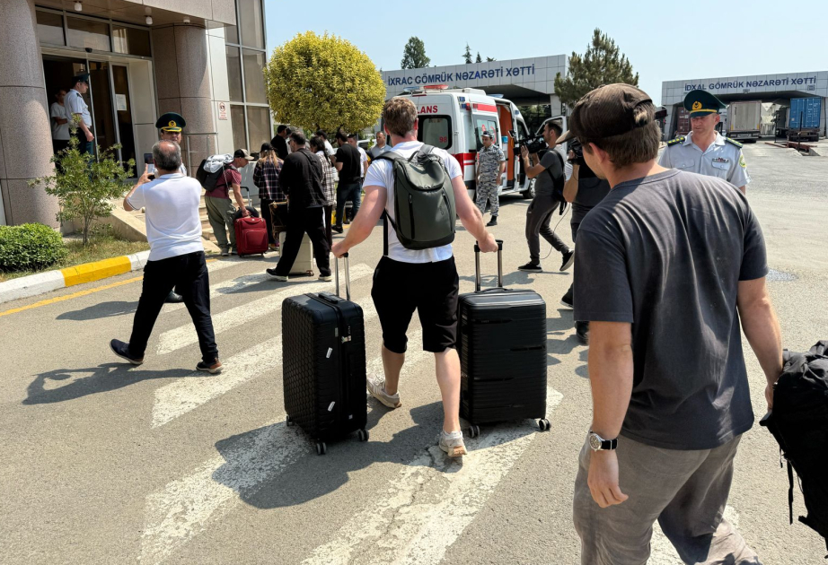 Aserbaidschan erleichtert Transit ausländischer Staatsbürger aus dem Iran VIDEO