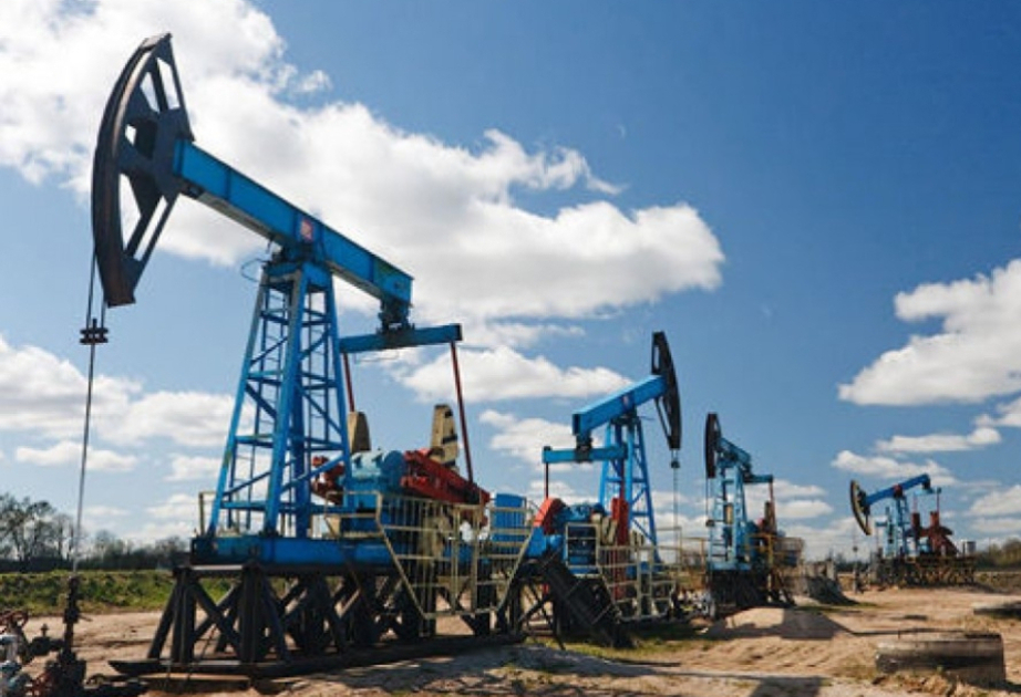 Азербайджанская нефть подорожала более чем на 4 доллара