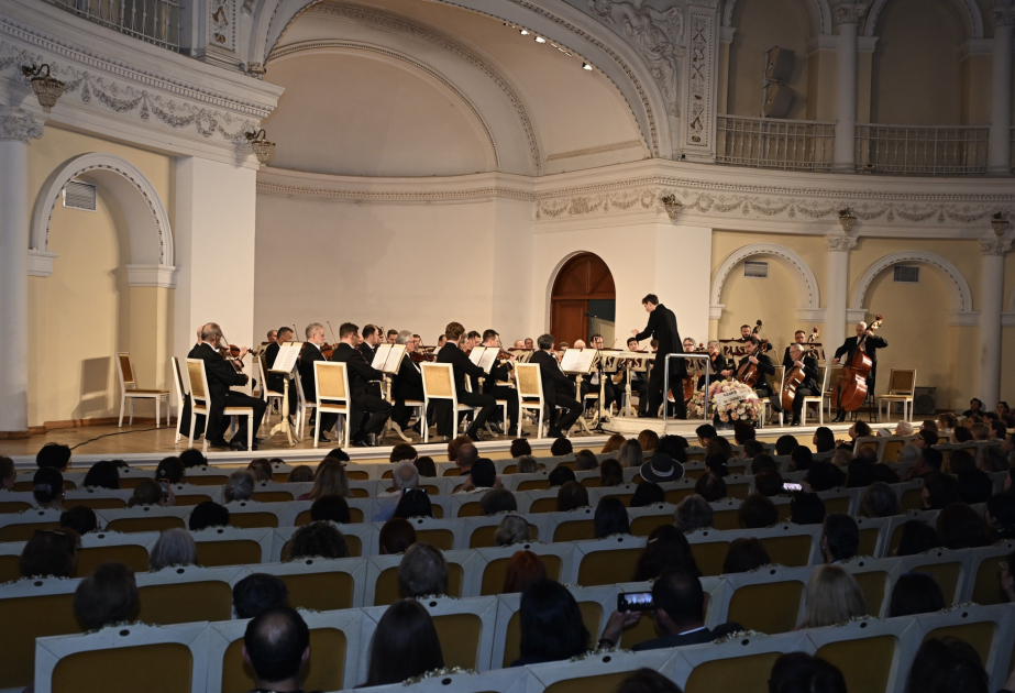 Çaykovski adına Dövlət Akademik Böyük Simfonik Orkestri filarmoniyada konsert proqramı ilə çıxış edib VİDEO