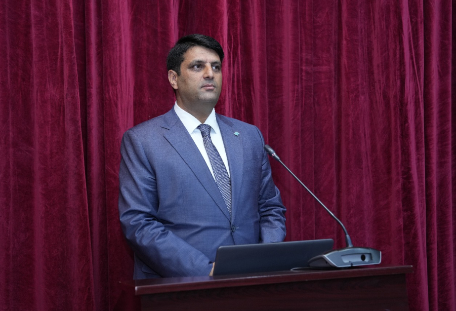 Naxçıvan Dövlət Universitetinin tələbələri üçün “Dövlət sektorunda audit” mövzusunda təlimlər keçirilib
