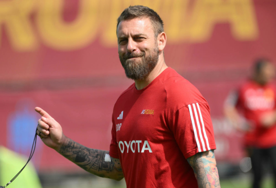A Seriyasına yüksələn klub Daniele De Rossiyə təklif göndərib
