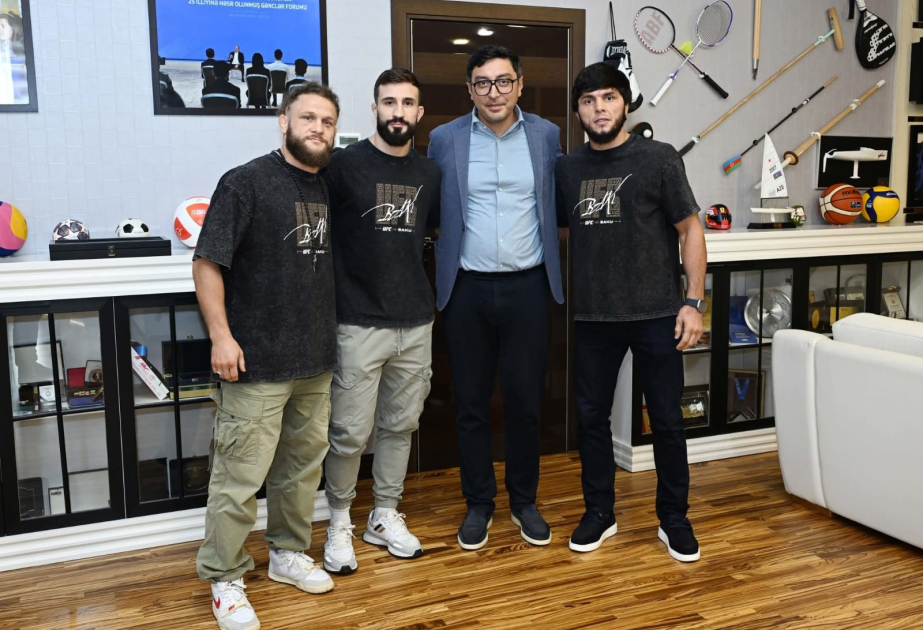 UFC gecəsində döyüşəcək Azərbaycan idmançıları ilə görüş keçirilib