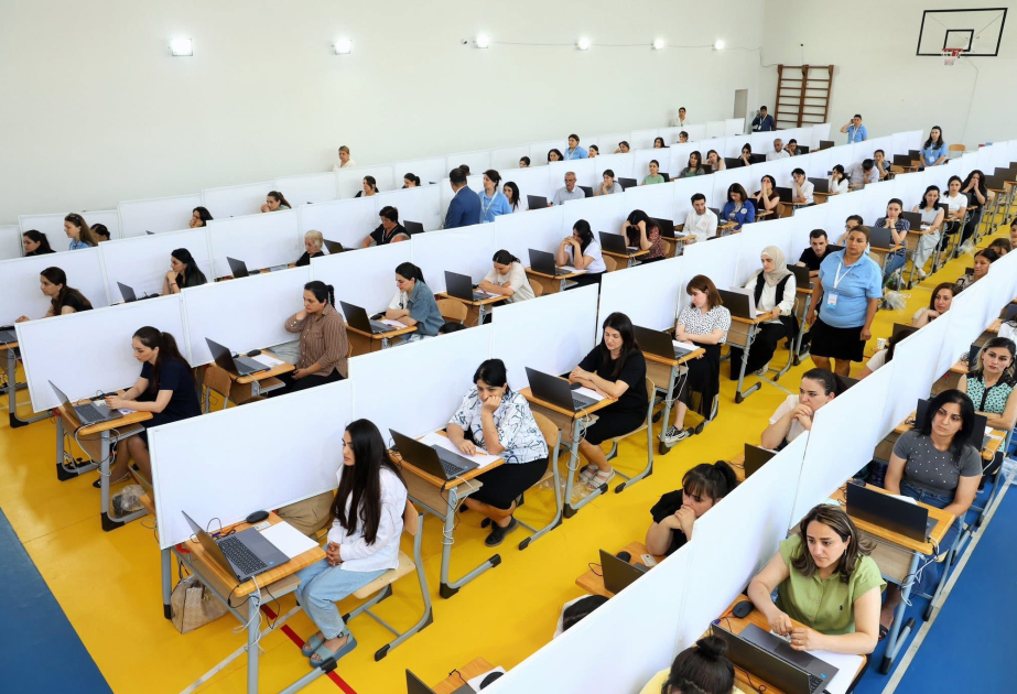 Agentlik: Sertifikatlaşdırmanın bugünkü test imtahanlarında 2019 müəllim iştirak edib