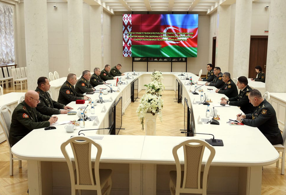 Azərbaycanın və Belarusun müdafiə nazirləri regional təhlükəsizlik məsələlərini müzakirə ediblər