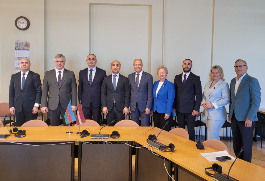 Los parlamentarios letones recibieron información sobre la situación actual en el Cáucaso Sur, incluido Azerbaiyán, en el período posterior al conflicto