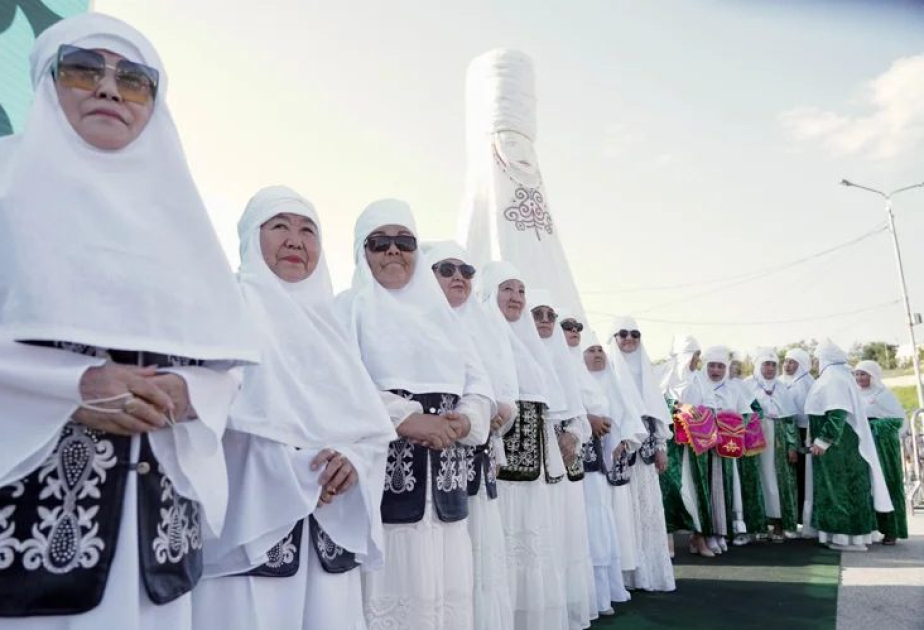 В Казахстане зафиксирован мировой рекорд: четырёхметровый кимешек