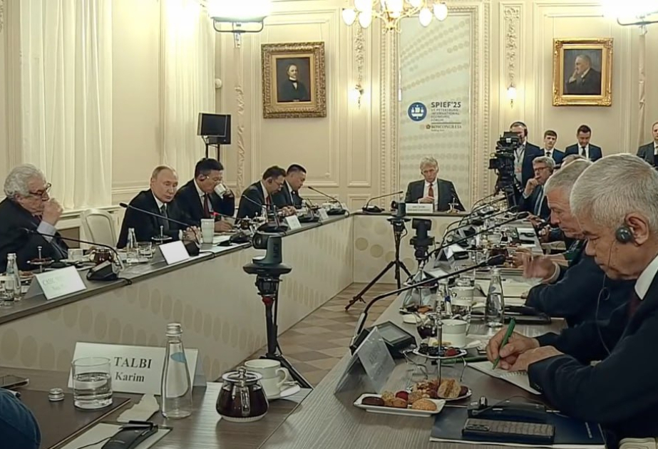Putin: Rusiya danışıqlara açıqdır, lakin Almaniya neytral vasitəçi sayıla bilməz