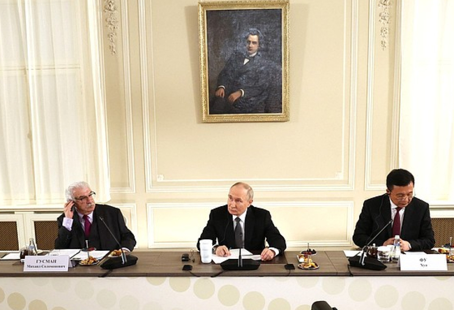 Владимир Путин: Реализуемые Россией и Азербайджаном проекты имеют хорошее наполнение
