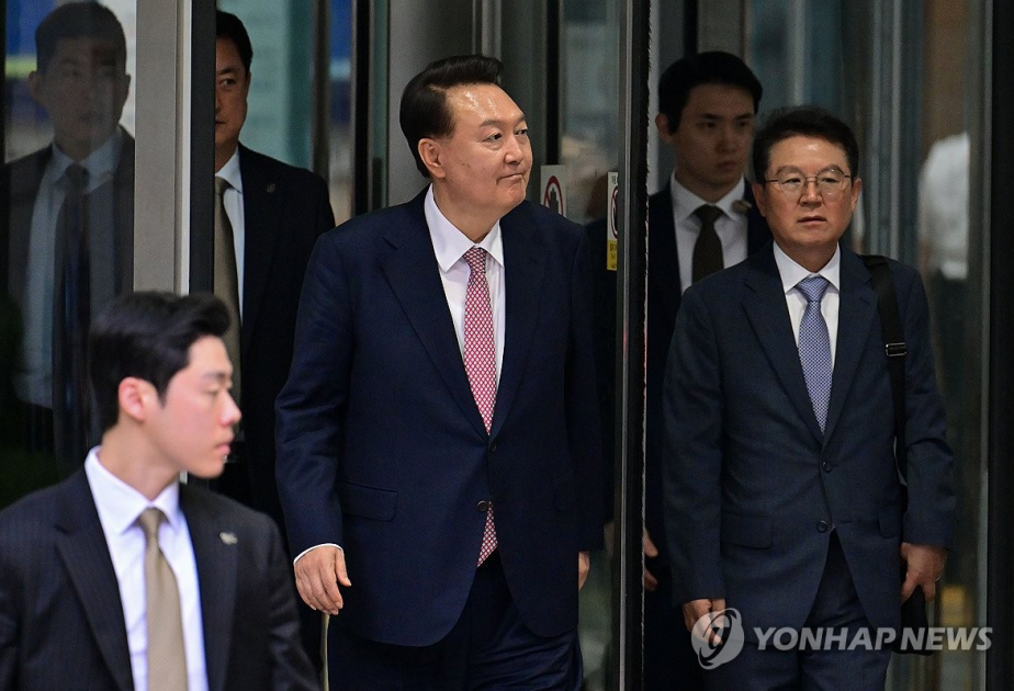 Ex-Korean President Yoon yet to appear for police questioning as deadline approaches