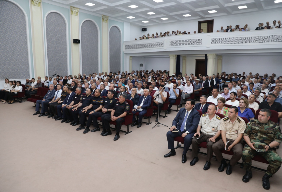 Xaçmazda respublikada taxıl biçini prosesinin mütəşəkkil təşkilinə həsr olunmuş regional müşavirə keçirilib