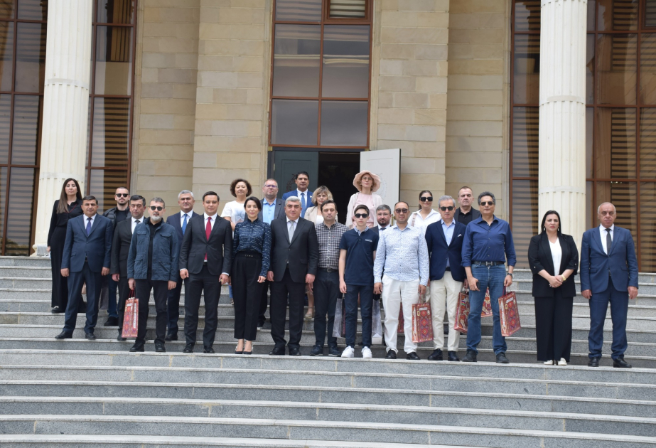 Ombudsmanların Beynəlxalq simpoziumunun iştirakçıları Quba Soyqırımı Memorial Kompleksini ziyarət ediblər VİDEO