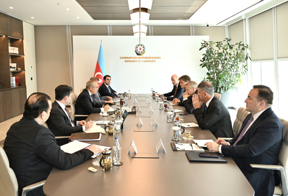 Se intercambiaron opiniones sobre las actividades de bp en Azerbaiyán y los proyectos de exploración y producción