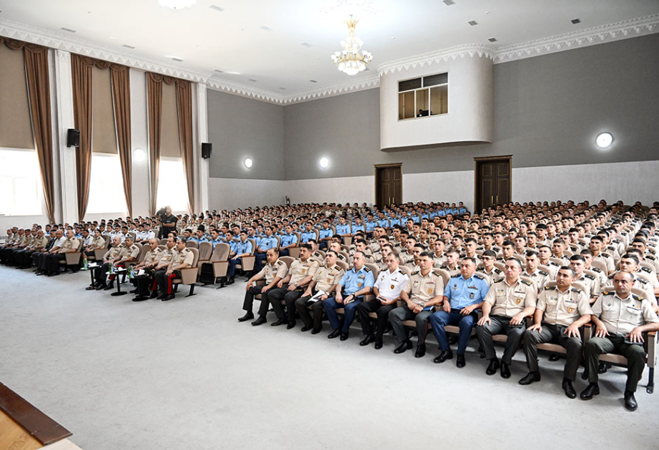 Chief of General Staff visits Heydar Aliyev Military Institute