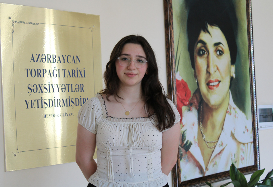 683 bal toplayan məzun: “Göz həkimi olub, insanların qayğısına qalmaq istəyirəm” VİDEO