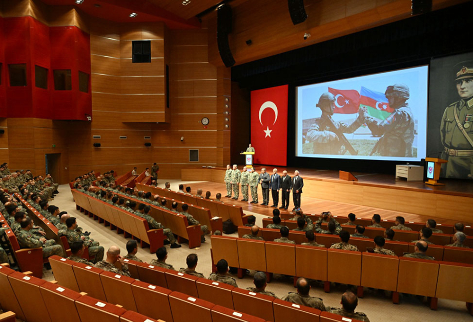 Azərbaycan və Türkiyə Milli Müdafiə universitetlərində təhsil alan zabitlərin birgə hərb oyunu keçirilib