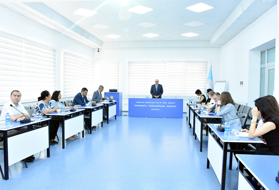 İnformasiya Texnologiyaları İnstitutunda yerinə yetirilən elmi-tədqiqat layihəsinə dair fəaliyyət planı müzakirə olunub