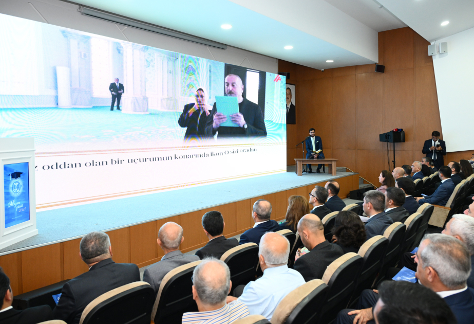 Azərbaycan İlahiyyat İnstitutunda “Məzun günü” keçirilib