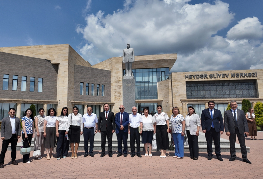 Şəkidə Xalq şairi Bəxtiyar Vahabzadənin anadan olmasının 100 illiyinə həsr olunmuş beynəlxalq konfrans keçirilib