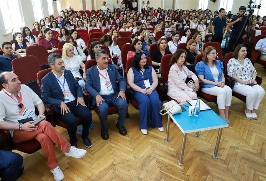 ADU “Future of Learning” forumuna ev sahibliyi edib