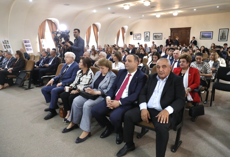 Qərbi Azərbaycan İcmasında Ümumdünya Qaçqınlar Gününə həsr olunmuş beynəlxalq tədbir təşkil edilib