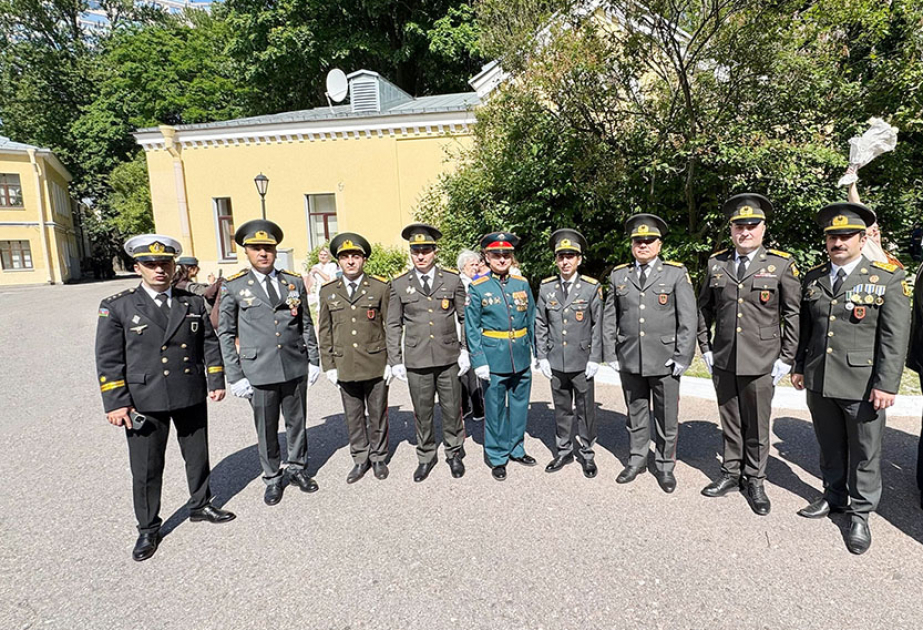 Азербайджанским военнослужащим, завершившим обучение в России, вручены дипломы