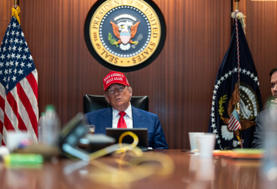 Дональд Трамп заявил, что режим прекращения огня между Израилем и Ираном вступил в силу, «пожалуйста, не нарушайте его»